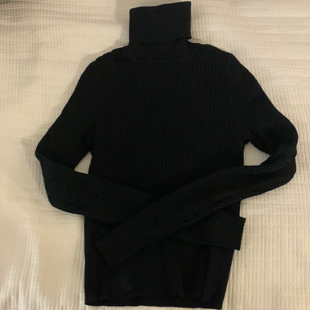 Black Zara long sleeve turtle neck